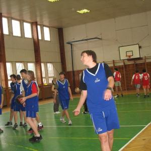 Středoškolské hry v basketbale
