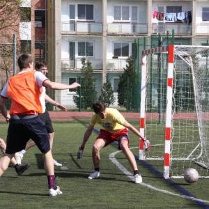 Fotbalový turnaj, 22. dubna