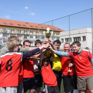 Fotbalový turnaj, 22. dubna