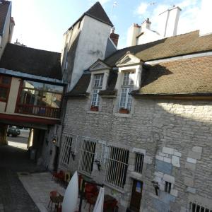 Mládež v akci. Projekt participativní demokracie (Académie de Dijon)