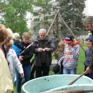 Oslava Dne Země 2014 na hřišti B. Němcové