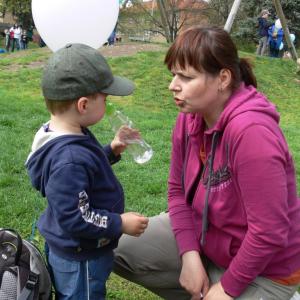 Oslava Dne Země 2014 na hřišti B. Němcové