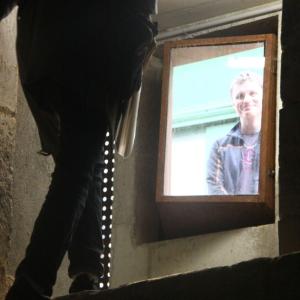 Videa a fotografie z Tonnerre a Paříže