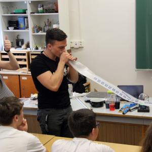 Fyzika všemi smysly