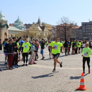 Juniorský maraton
