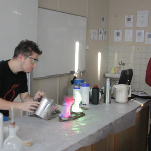 Hodiny moderní chemie