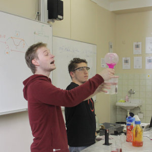 Hodiny moderní chemie