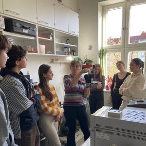 Exkurze do Ústavu organické chemie a biochemie Akademie věd