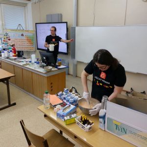 Hodiny moderní chemie