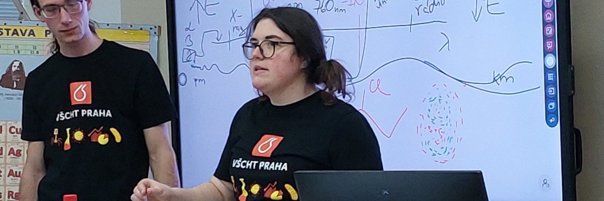 Hodiny moderní chemie