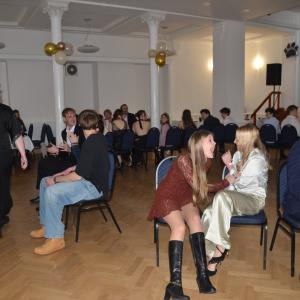 Charitativní ples pro Psí útulek Dobříš vynesl přes 38 tisíc korun