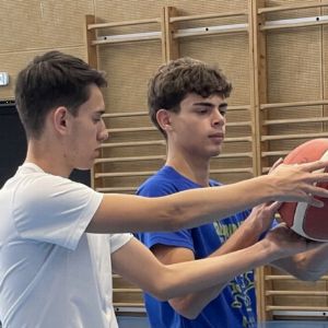 Z Madeiry na dobříšské gymnázium: Evropská přátelství v rámci programu Erasmus+