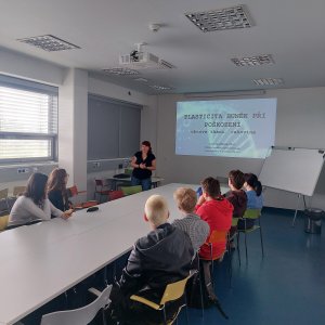 Akademie věd
